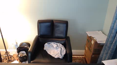 Snapshot of markinwest chatting on October 2025 12:09:01 AM MarkinWest online show from October 2025 12:09:01 AM