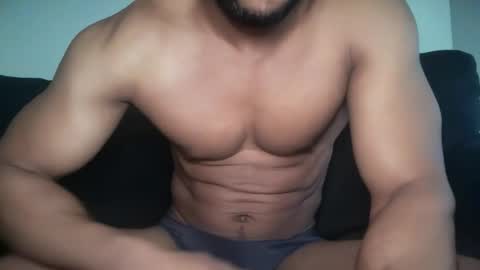 Snapshot of markkevblue chatting on November 2025 08:47:01 PM Markkev online show from November 2025 08:47:01 PM