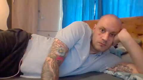 markus_7 online show from October 2025 10:36:01 AM