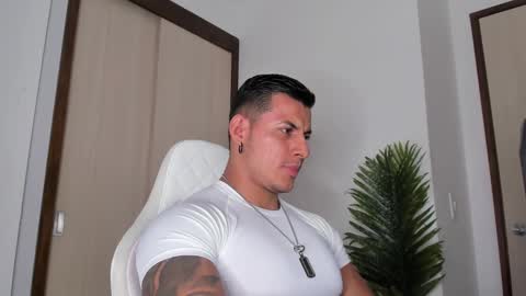 Snapshot of markus_blass chatting on January 2025 11:03:01 PM markus... Y online show from January 2025 11:03:01 PM