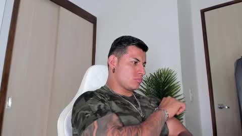 Snapshot of markus_blass chatting on February 2025 02:28:02 AM markus... Y online show from February 2025 02:28:02 AM