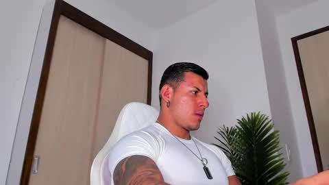 Snapshot of markus_blass chatting on February 2025 10:32:02 PM markus... Y online show from February 2025 10:32:02 PM