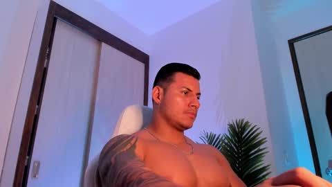 Snapshot of markus_blass chatting on February 2025 11:00:02 PM markus... Y online show from February 2025 11:00:02 PM