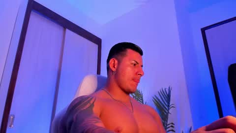 Snapshot of markus_blass chatting on February 2025 12:10:02 AM markus... Y online show from February 2025 12:10:02 AM