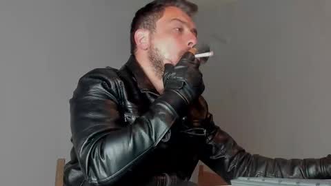 Snapshot of markwaynescr chatting on October 2025 05:24:02 PM MARK online show from October 2025 05:24:02 PM