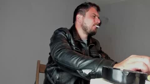 Snapshot of markwaynescr chatting on October 2025 07:23:01 PM MARK online show from October 2025 07:23:01 PM