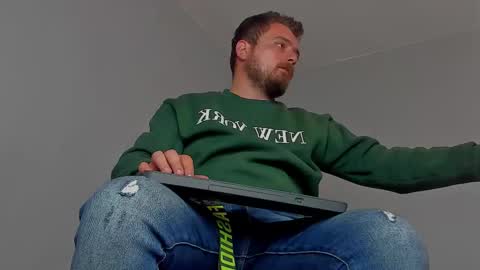 Snapshot of markwaynescr chatting on November 2025 12:06:02 PM MARK online show from November 2025 12:06:02 PM