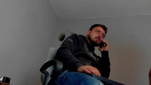 Snapshot of markwaynescr chatting on November 2025 12:55:01 PM MARK online show from November 2025 12:55:01 PM