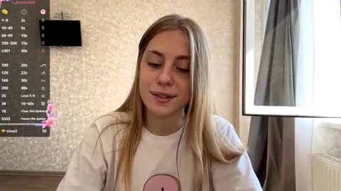 Olivia online show from September 2025 09:33:01 AM