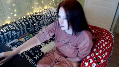 MarleneLue online show from February 2025 03:39:02 PM