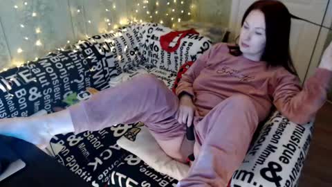 MarleneLue online show from February 2025 01:39:02 PM