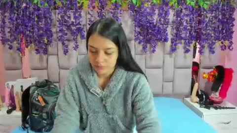Marly Anal  online show from February 2025 01:38:01 PM