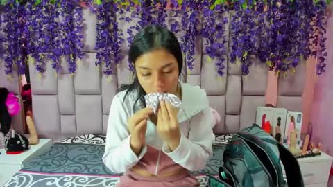Marly Anal  online show from February 2025 01:31:02 PM