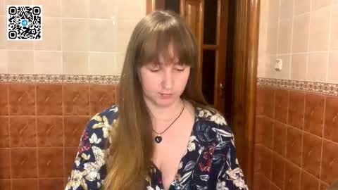 Snapshot of maroonmoon_ chatting on September 2025 07:38:01 PM Miriam online show from September 2025 07:38:01 PM