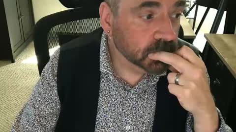 MarriedCouple online show from September 2025 03:39:02 PM