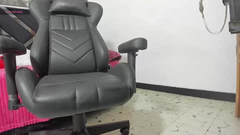 Mar Smith online show from September 2025 03:11:01 AM