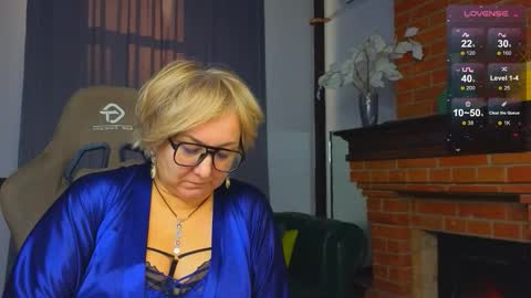 marta_wils online show from October 2025 02:12:01 AM