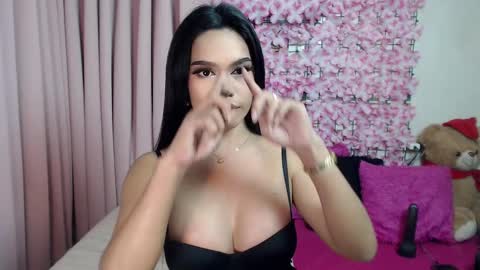 DONT FORGET TO FOLLOW ME AND GIVE ME A THUMBS UP GUYS- martha online show from March 2025 12:43:01 PM