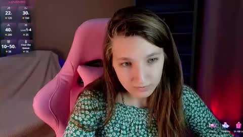Snapshot of marthalune chatting on September 2025 10:16:02 AM Martha online show from September 2025 10:16:02 AM