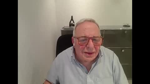 martin_1947 online show from December 2024 11:27:02 PM