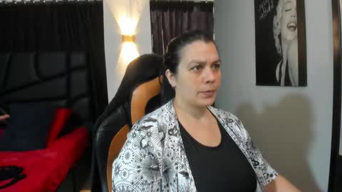   MARTINA   online show from January 2025 11:53:01 AM
