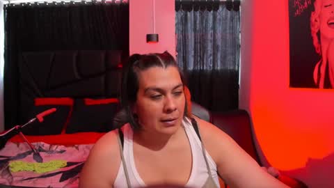   MARTINA   online show from January 2025 05:42:02 PM