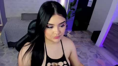 Snapshot of martina_saenz1 chatting on October 2025 08:27:02 PM Martina online show from October 2025 08:27:02 PM