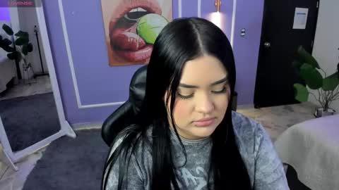 Snapshot of martina_saenz1 chatting on November 2025 08:07:01 PM Martina online show from November 2025 08:07:01 PM