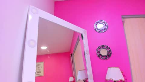 Martina Aldana online show from September 2025 04:53:02 PM