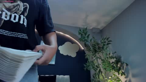 Snapshot of martinnabonnet chatting on February 2025 10:25:02 AM Martinna Bonnet online show from February 2025 10:25:02 AM