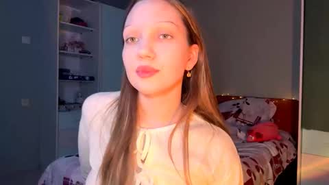 Emily online show from September 2025 08:14:01 PM