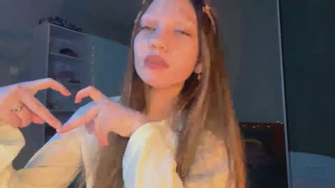 Emily online show from October 2025 08:04:01 PM