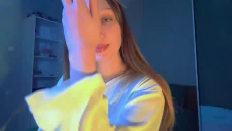 Emily online show from October 2025 08:07:02 PM