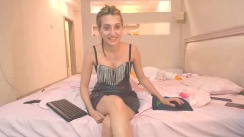 marya442004 online show from September 2025 11:10:02 PM