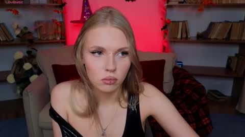Snapshot of maryan_aa chatting on October 2025 03:29:01 AM Maryana online show from October 2025 03:29:01 AM