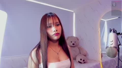 Snapshot of marycollinss chatting on March 2025 05:50:01 PM Mary online show from March 2025 05:50:01 PM