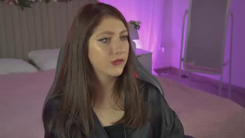 Mary Miller online show from October 2025 10:03:02 AM