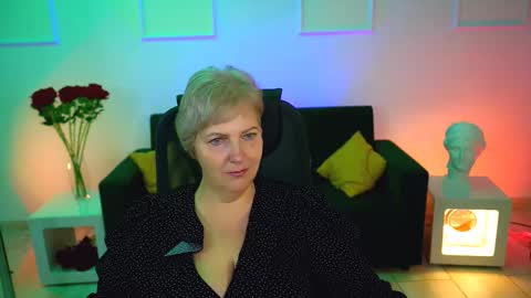 Snapshot of marymogan chatting on October 2025 05:07:02 AM marymogan online show from October 2025 05:07:02 AM