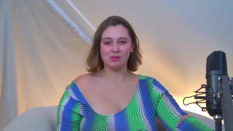 Snapshot of marymurrays chatting on September 2025 07:05:01 PM MaryMurrays online show from September 2025 07:05:01 PM