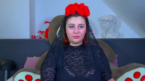 Snapshot of marymurrays chatting on October 2025 06:36:01 PM MaryMurrays online show from October 2025 06:36:01 PM