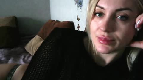 maryyemm online show from January 2025 10:38:01 AM