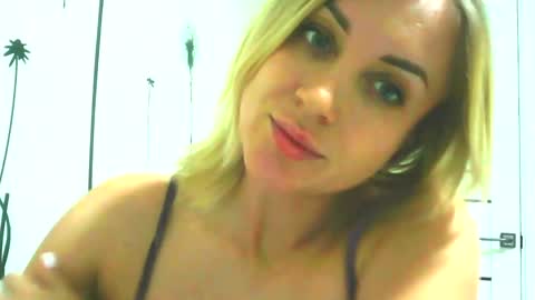 maryyemm online show from January 2025 07:34:01 PM