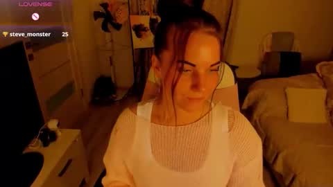 Masha online show from October 2025 07:14:02 PM