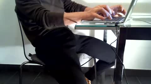 Snapshot of mask07 chatting on December 2024 05:22:02 PM Mask07 online show from December 2024 05:22:02 PM