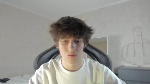 mason_jr online show from October 2025 05:43:01 PM