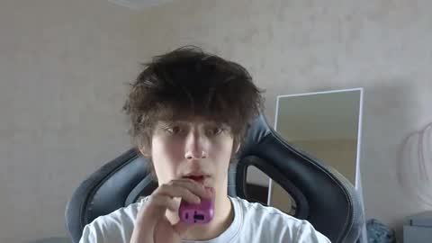 mason_jr online show from October 2025 07:14:01 PM