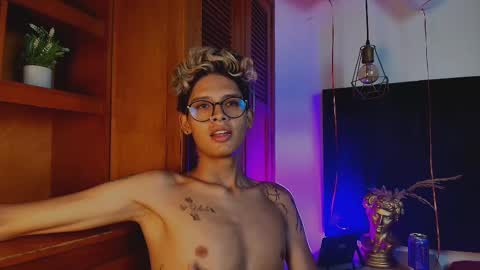   online show from September 2025 03:41:02 AM