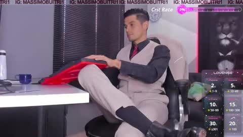 Snapshot of massimo_g chatting on September 2025 02:11:01 PM I am Massimo online show from September 2025 02:11:01 PM