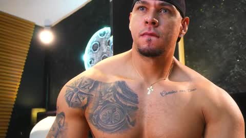 massimowalton2 online show from November 2025 12:05:02 PM