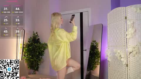 Snapshot of mast1ka chatting on September 2025 04:29:01 AM Maya online show from September 2025 04:29:01 AM